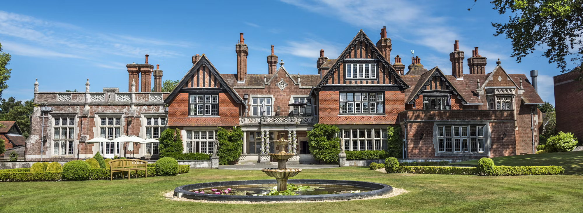 Elmers Court Hotel