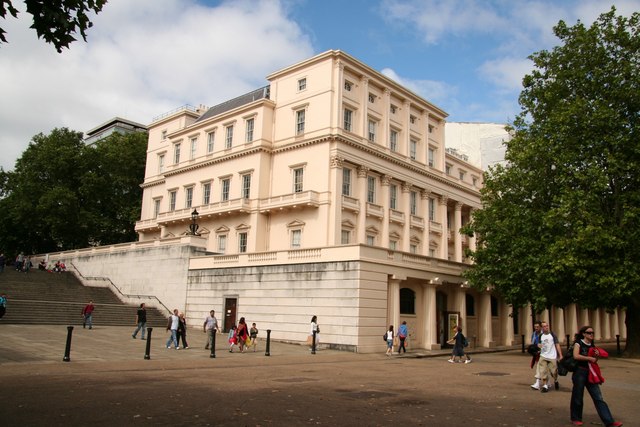 10-11 Carlton House Terrace