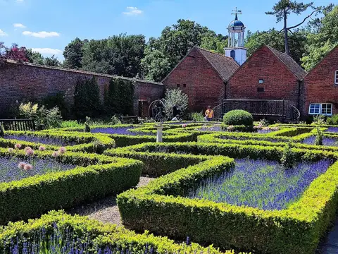 Camfield Place wedding venue