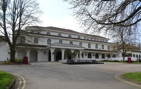 Crowne Plaza Gerrards Cross wedding venue
