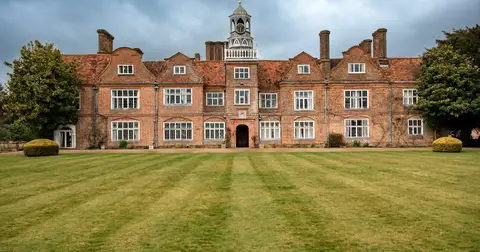 Rothamsted Manor wedding venue